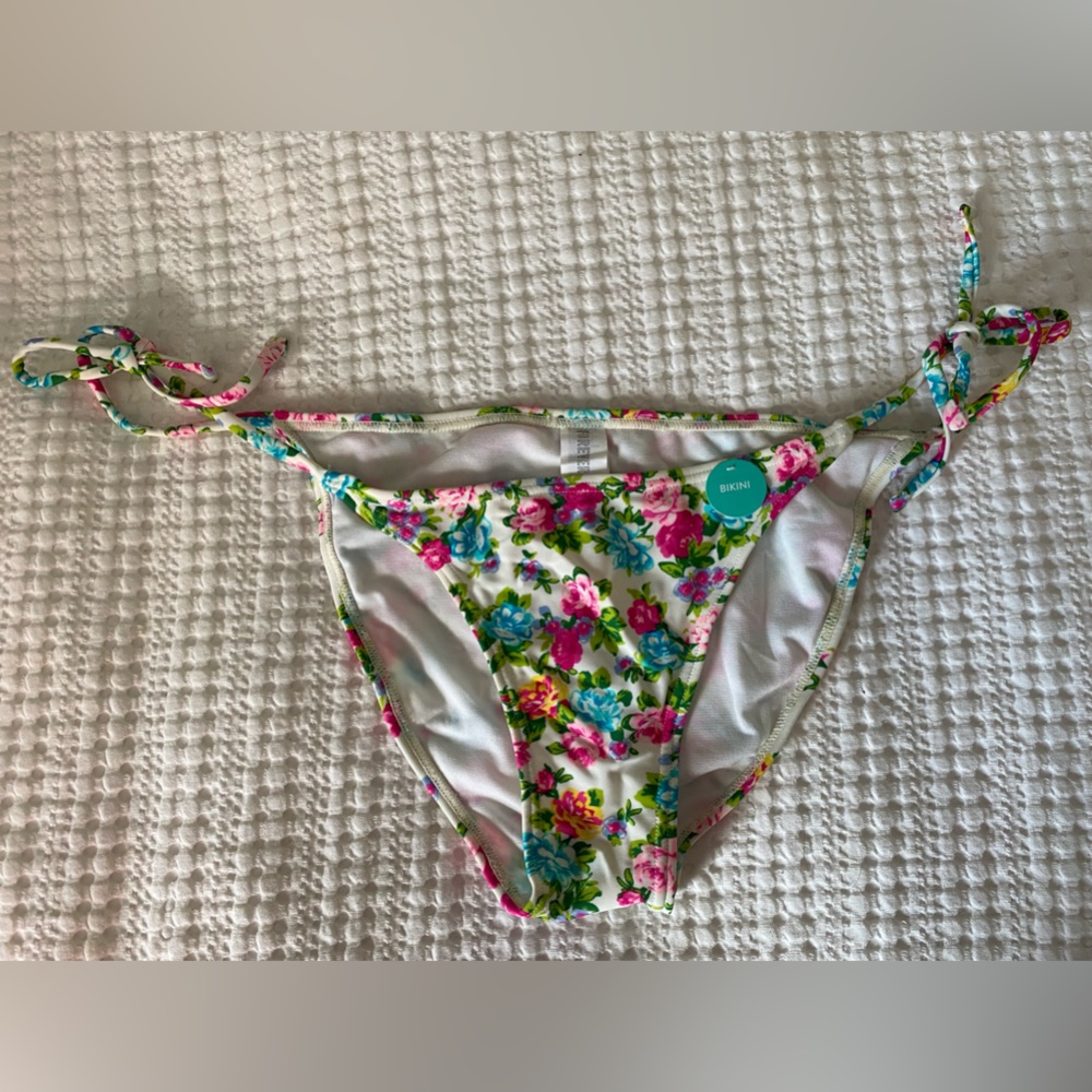 Forever 21 Floral String Bikini Bottom - NWT